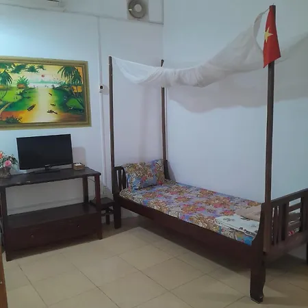 Happy Family Guesthouse Vĩnh Long Exterior photo